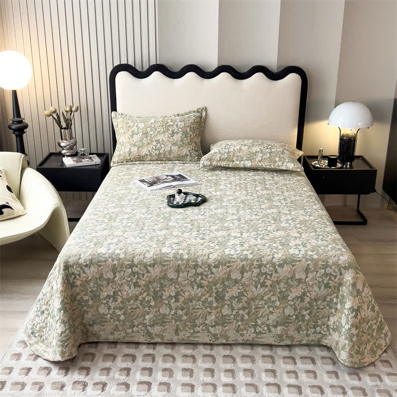 Jacquard Floral Quilted Cotton Gauze Coverlet