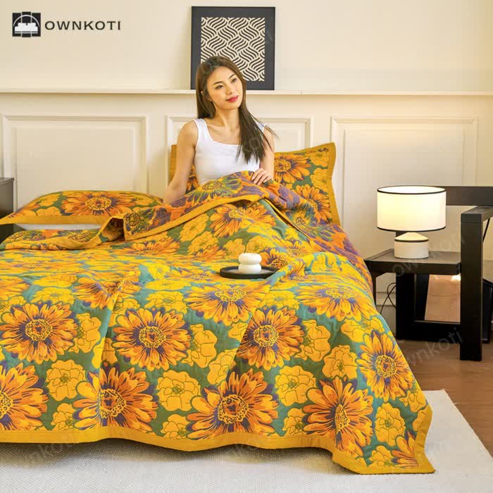 Cotton Gauze Reverisible Blomming Flower Quilt